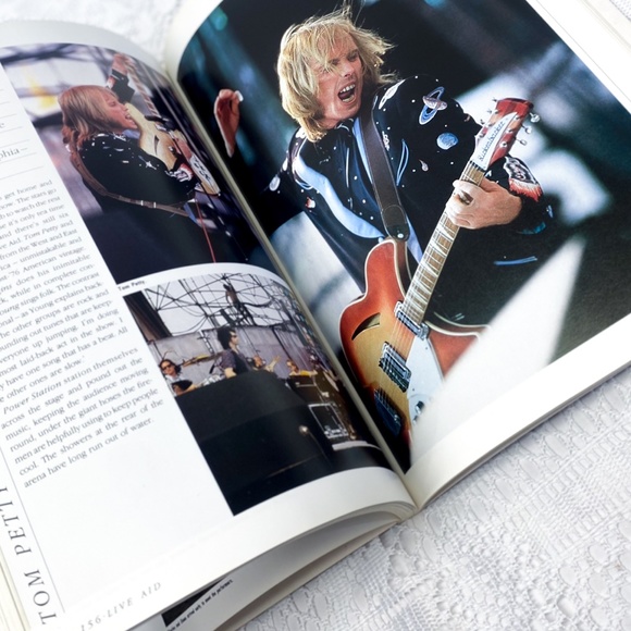 Official Live Aid Book Bob Geldof 1985 Concert Book 80s Artists Queen Santana - Picture 5 of 11